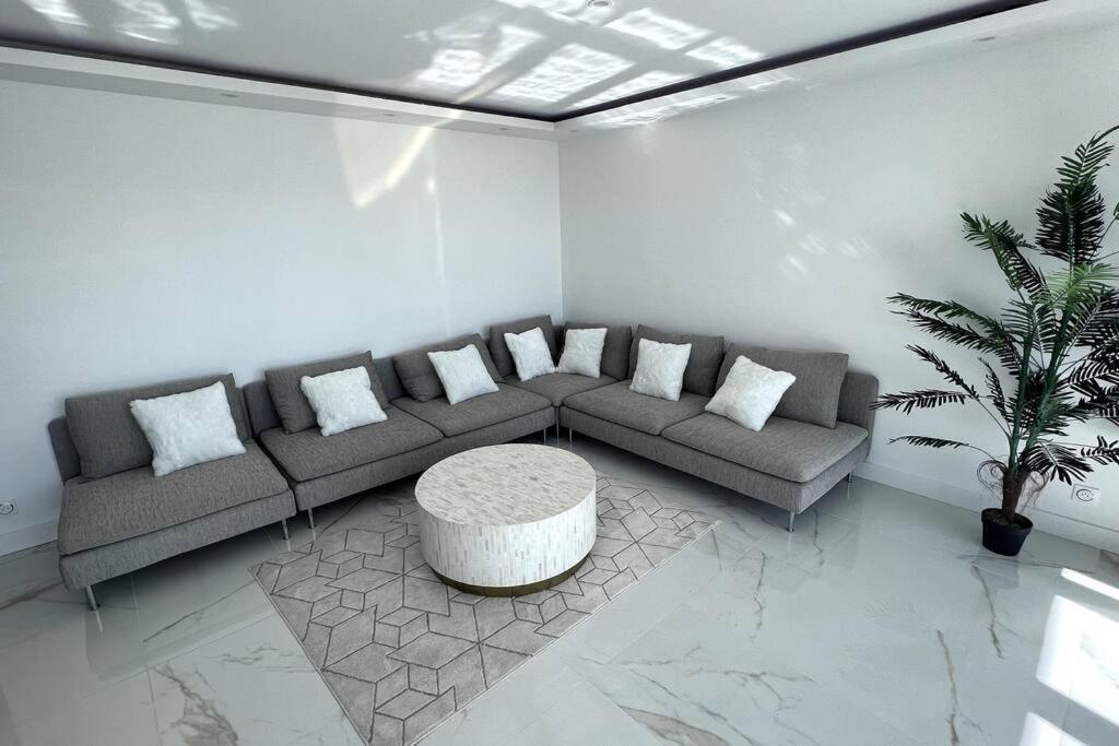 Nice Apartment With Amazing View Of Paris + Parking Exterior foto